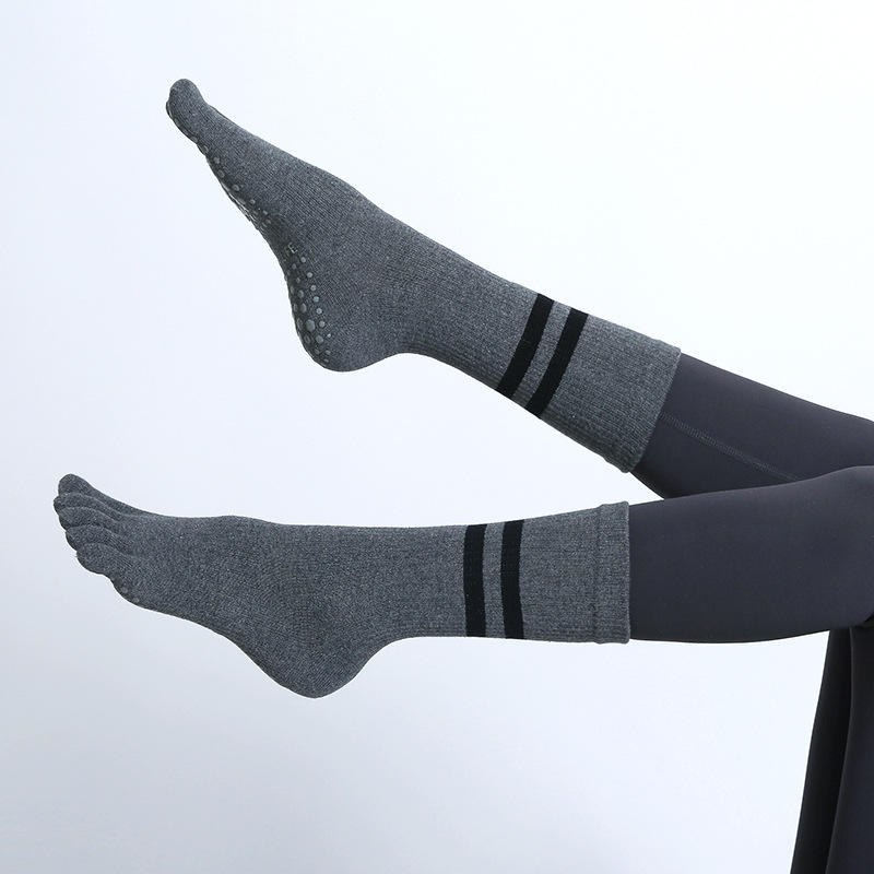 ถุงเท้าโยคะห้านิ้วกันลื่นสำหรั - Yoga Fitness Dance บทวิจารณ์และราคา